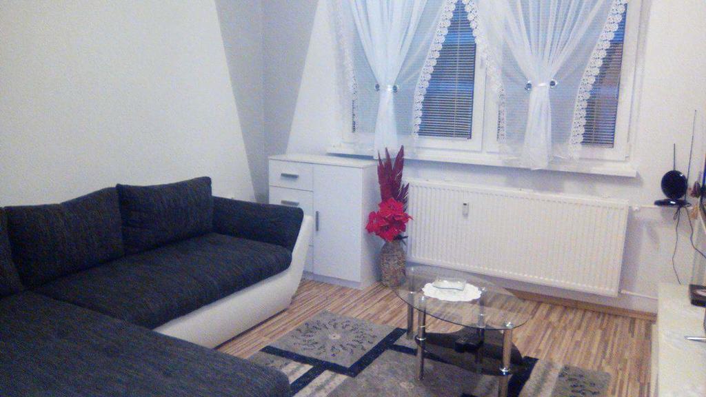 Apartman Нова-Лесна Экстерьер фото